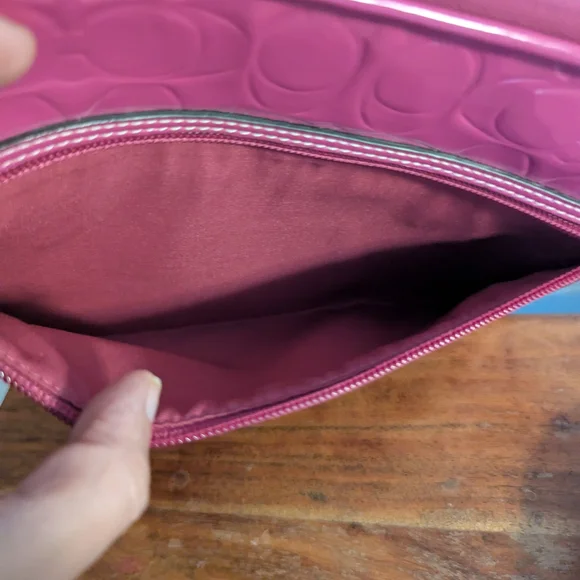 Coach Tablet Tech Crossbody Bag NWOT - Picture 6 of 10